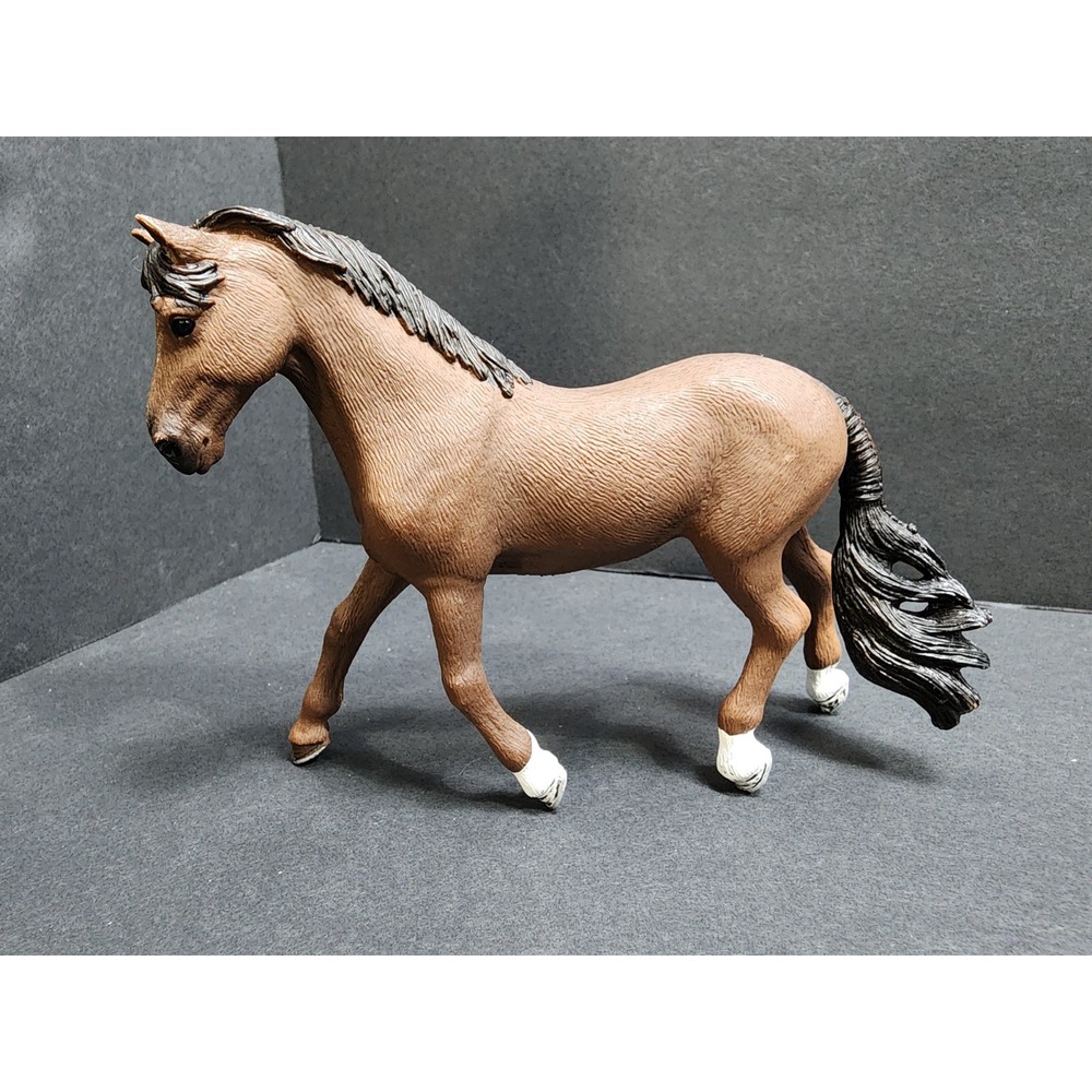 Horse Foal Colt Figure Schleich Brown‎ Bay 3" 2012